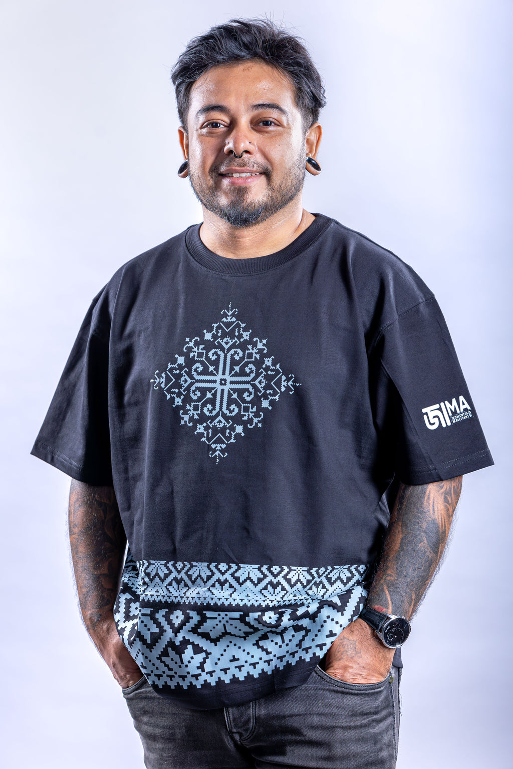 Jamdani · Black