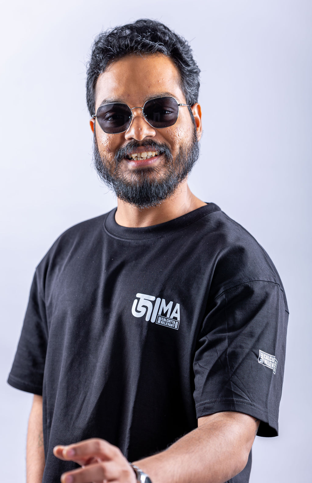 Aliasgar: Robi Kaka Tee
